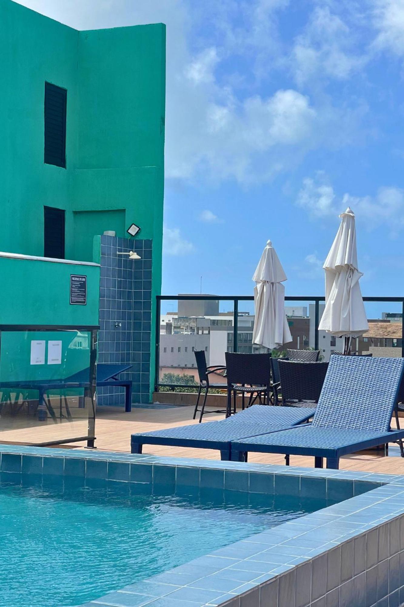 Flat Oliveira -